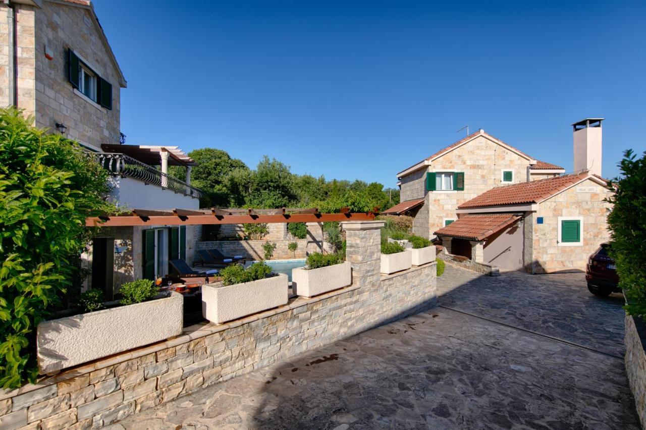 Villa Luci Pucisca Exterior foto